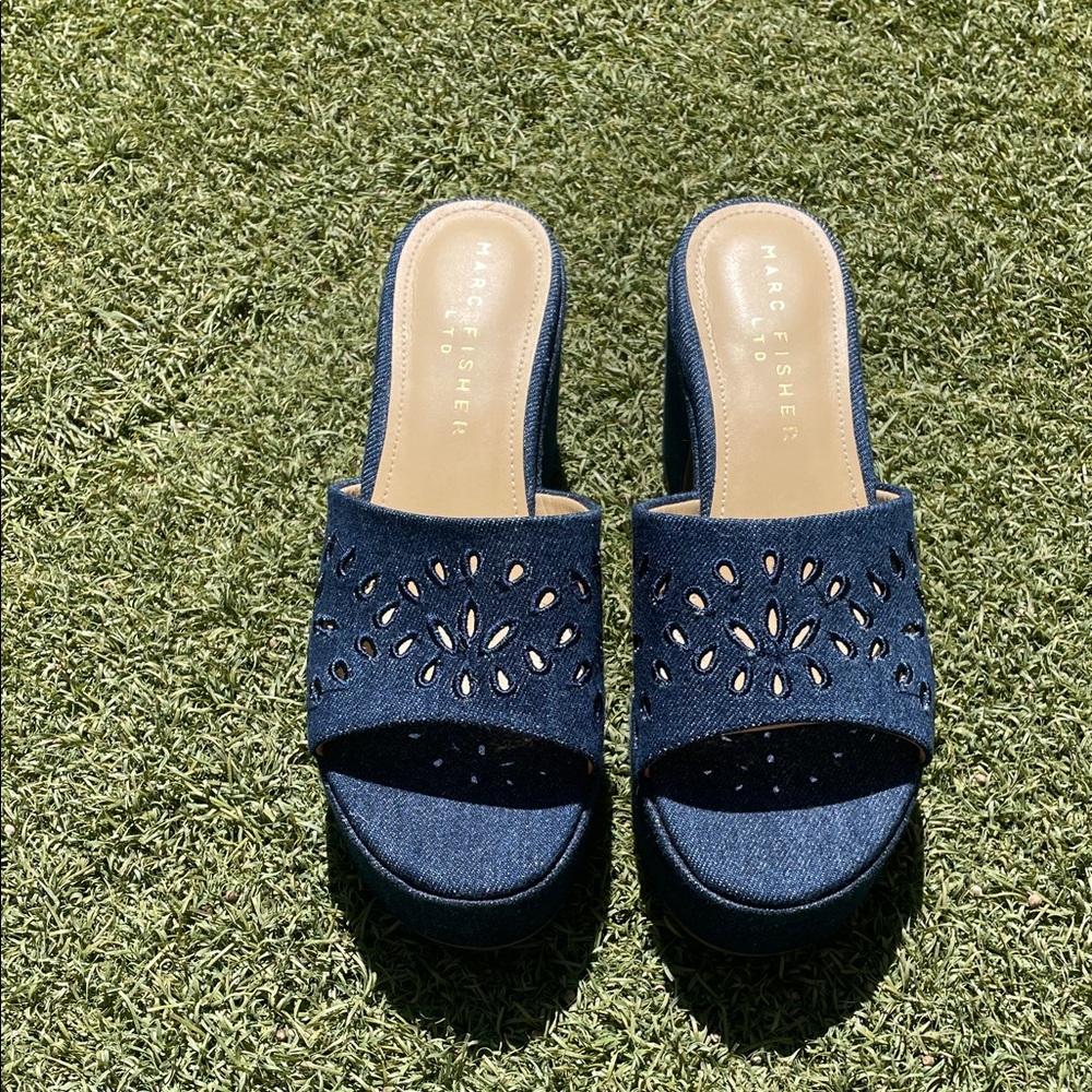 Marc Fisher LTD Denim Blue Laser-Cut Slide Mules in style Foreva2QV